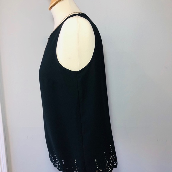 Beautiful black BANANA REPUBLIC Summer Top - Picture 4 of 8